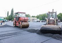 В Терновке впервые за 30 лет ремонтируют одну из магистральных улиц (ФОТО)