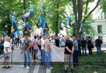 В Киеве митинговали шахтеры-регрессники из Павлограда. Митинг закончился голодовкой
