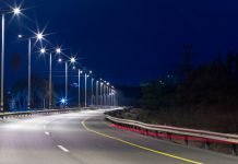 На ул. Днепровской заменят 1200 светильников