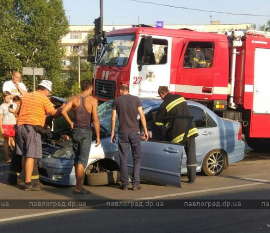 В Павлограде «МАЗ» спасателей и легковушка столкнулись на глазах у мэра города (ФОТО и ВИДЕО)