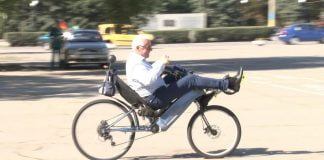 Мэр Павлограда прокатился на лигераде (ВИДЕО)