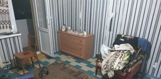 Из-за ревности павлоградец едва не убил любимую