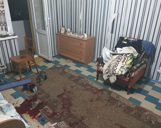 Из-за ревности павлоградец едва не убил любимую