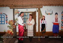В Павлограде музейщики создали «Українську гостинну садибу» (ФОТОРЕПОРТАЖ)