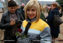 В центре Павлограда высадили 150 кустов роз (ВИДЕО)