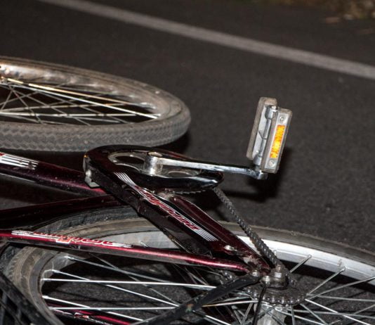 В Павлограде сбили бабушку на велосипеде (ВИДЕО)