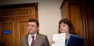 Кто будет главврачом самой крупной больницы Западного Донбасса?