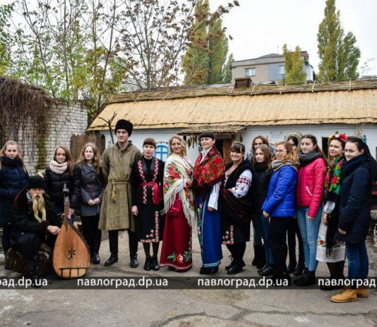 Как в Павлограде отмечали День работника культуры. Большой фоторепортаж