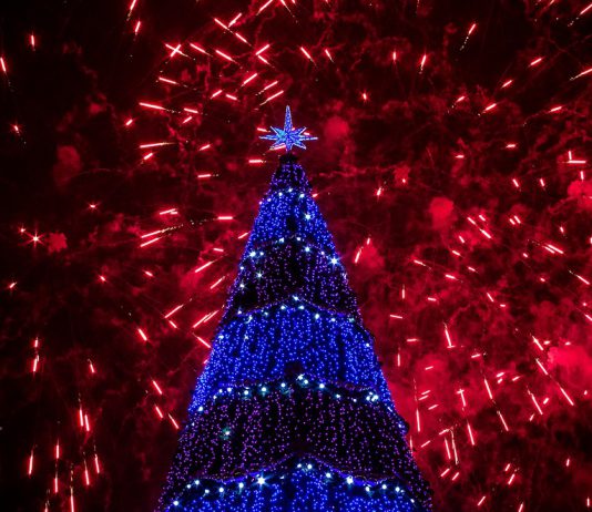 Павлоградцы могут отпраздновать Новый год на Соборной площади — с музыкой и салютом