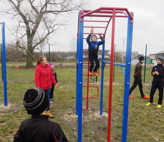 Благоустроенный стадион стал гордостью жителей села Вязовок