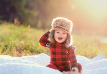 Без лишних документов: в Украине запустили сервис «еМалятко»