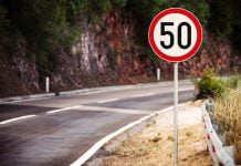 В Украине ограничили скорость езды в городах