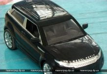 Школьники устроили автогонки в спортзале (ФОТО и ВИДЕО)