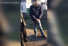 Павлоградец предлагал прохожим купить амфетамин (ВИДЕО)