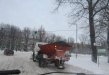 Павлоградским коммунальщикам пришлось «спасать» БТР