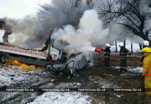 В результате ДТП в Павлоградском районе погибло четверо людей, среди которых ребенок (ФОТО и ВИДЕО)