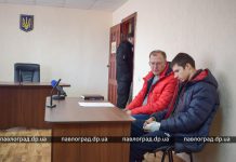 Пока в Павлограде хоронили малыша и его отца, подозреваемому в их убийстве выбирали меру пресечения (ФОТО и ВИДЕО)