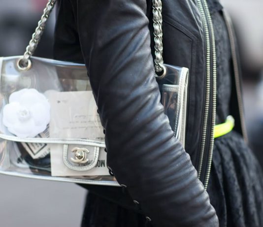 Суд вынес приговор павлоградцу, который вызвался проводить и ограбил девушку