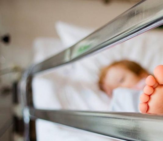 В Терновке осудили родителей, по вине которых ребенок заболел туберкулезом