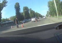 В Павлограде сбили девочку и мужчину на велосипедах (ВИДЕО)