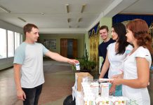 Шахтеры Днепровского выбирают здоровье: витамины вместо сигарет