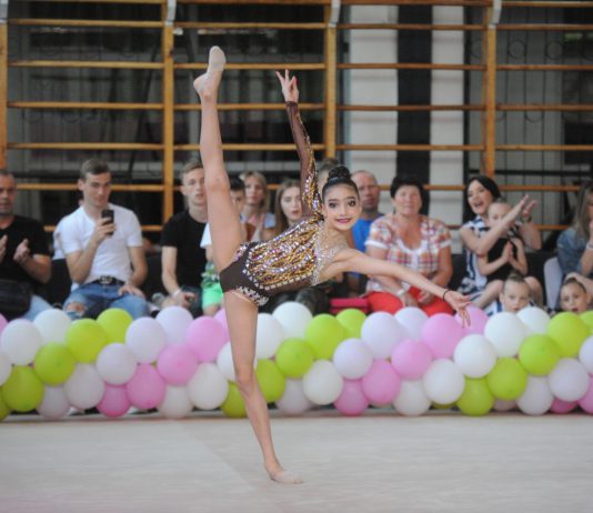 В Павлограде прошел «UNI CUP – 2018» – праздник грации и красоты для юных гимнасток (ФОТО и ВИДЕО)