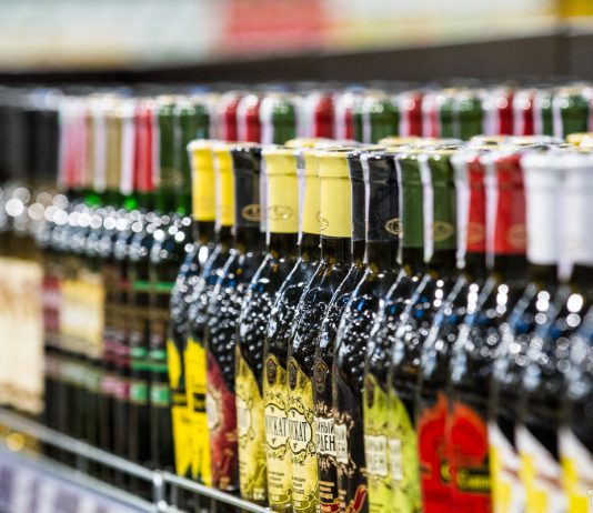 В октябре подорожает алкоголь