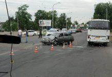 ДТП на Днепровской: трое пострадавших