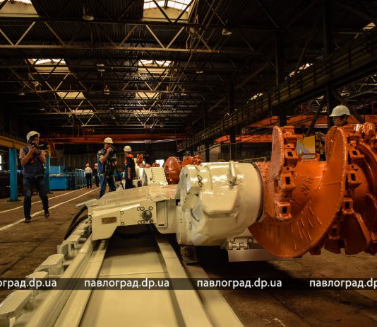 Журналисты Павлоград.dp.ua лично увидели, где делают оборудование для шахт ДТЭК (ФОТО)