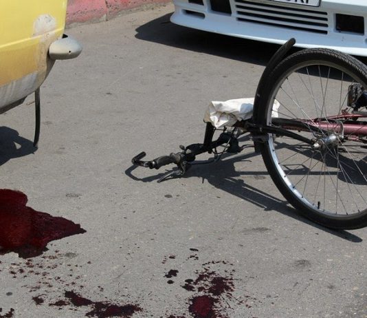 Полиция разыскивает свидетелей смертельного ДТП в Юрьевке