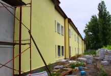 В Павлограде продолжается ремонт в будущем общежитии для переселенцев (ФОТО)