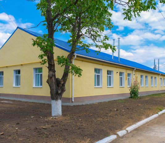 В Васильковке заброшенное здание реконструировали под социальное жилье (ФОТО и ВИДЕО)