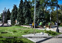 В центре Павлограда появятся еще два флага — Евросоюза и города