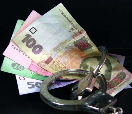 Міського голову Тернівки і директора комунального підприємства підозрюють у корупції