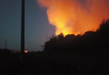 Под Павлоградом загорелись сухая трава и полигон ТБО (ВИДЕО)