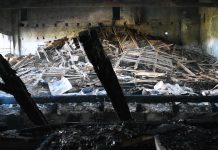 Ночью в Павлограде горел заброшенный дом культуры (ВИДЕО)