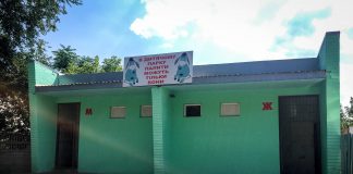 В Павлограде демонтируют здание общественного туалета