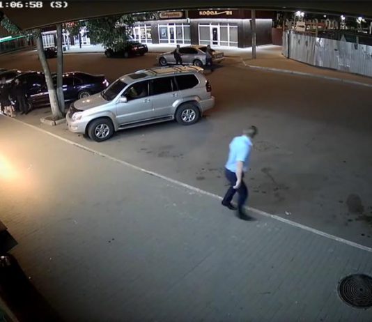 Суд отпустил под домашний арест двух подозреваемых в избиении Вязовиченко