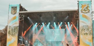 День города сквозь объектив фотографа-подростка