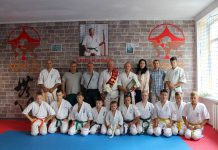 На открытие спортзала в павлоградскую школу приехали олимпийские чемпионы