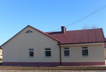 В Богдановке учителям и врачу вручили ключи от квартир