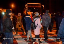 В Павлограде люди три дня подряд выходят перекрывать трассу (ВИДЕО И ФОТО)