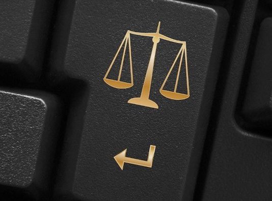 «Покликав на суші»: Павлоградський суд виніс вирок неповнолітній, що обікрала знайомого