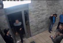 Суд приобщил к делу об избиении сотрудника редакции видеодоказательства