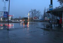 В Павлограде остановку оцепили из-за подозрительного пакета