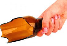 За нападение на прохожую подруги отсидят за решёткой семь с половиной лет