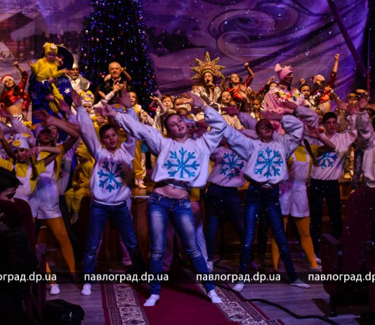 Дети вместе со сказочными героями путешествовали в космосе (ФОТО и ВИДЕО)