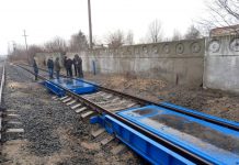 На станции Павлоград-I впервые за 45 лет заменили вагонные весы