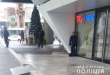 Полицейские вернули в Павлоград 9-летнего Матвея, который уехал зарабатывать музыкой