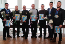 Мировые чемпионы получили денежные премии